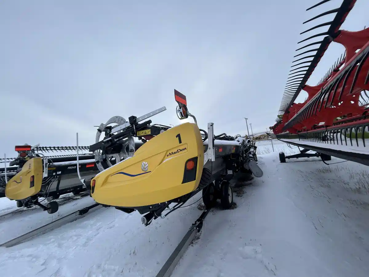 Gallery image 2 for 2023 MacDon FD245 Header - Flex Draper