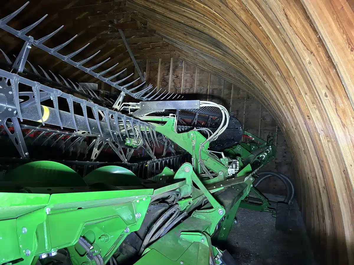 Gallery image 2 for 2024 John Deere HD45F Header - Flex Draper