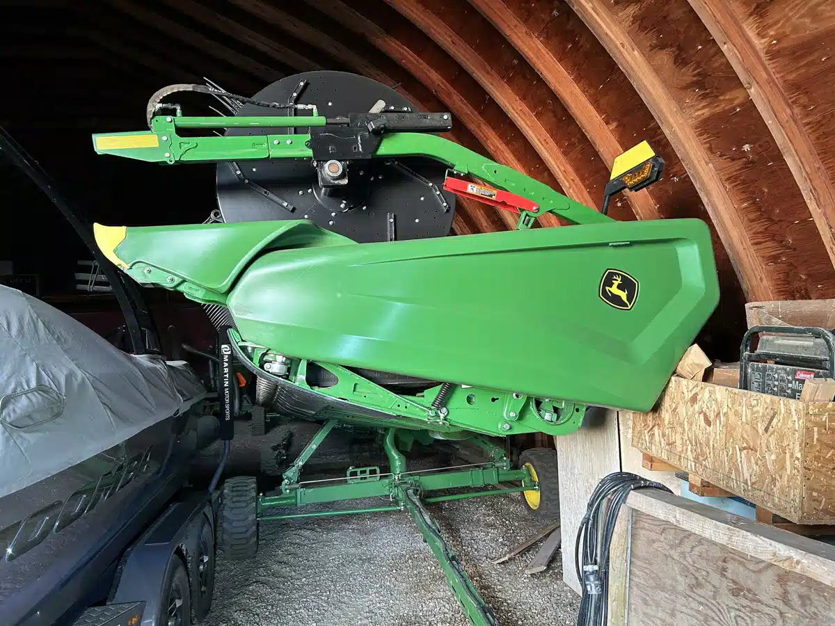 Gallery image 1 for 2024 John Deere HD45F Header - Flex Draper