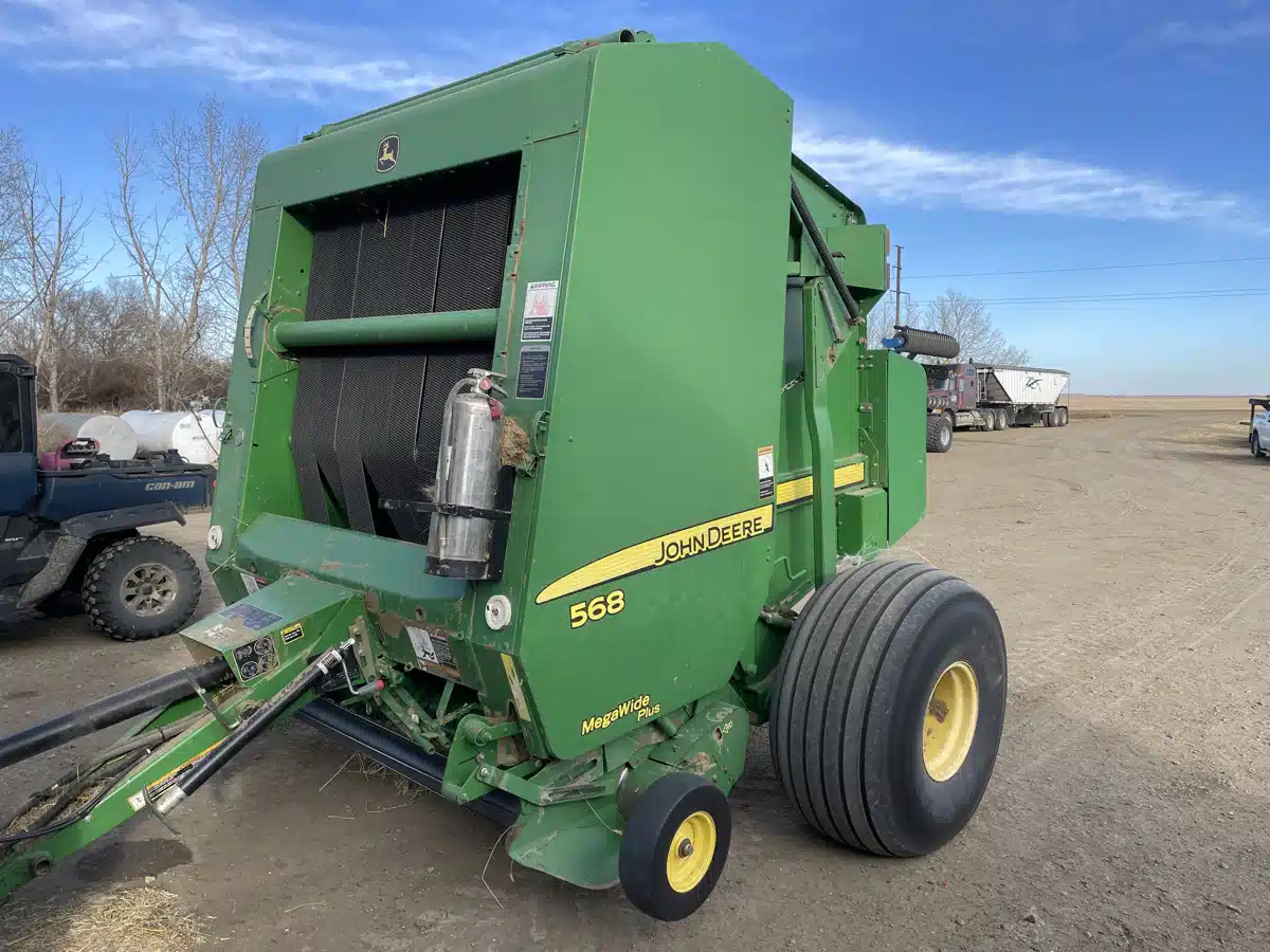 Used 2010 John Deere 568 Round Baler