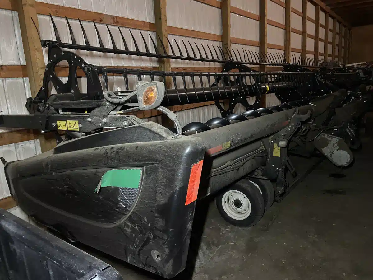 Gallery image 2 for 2018 MacDon FD75 Header - Flex Draper