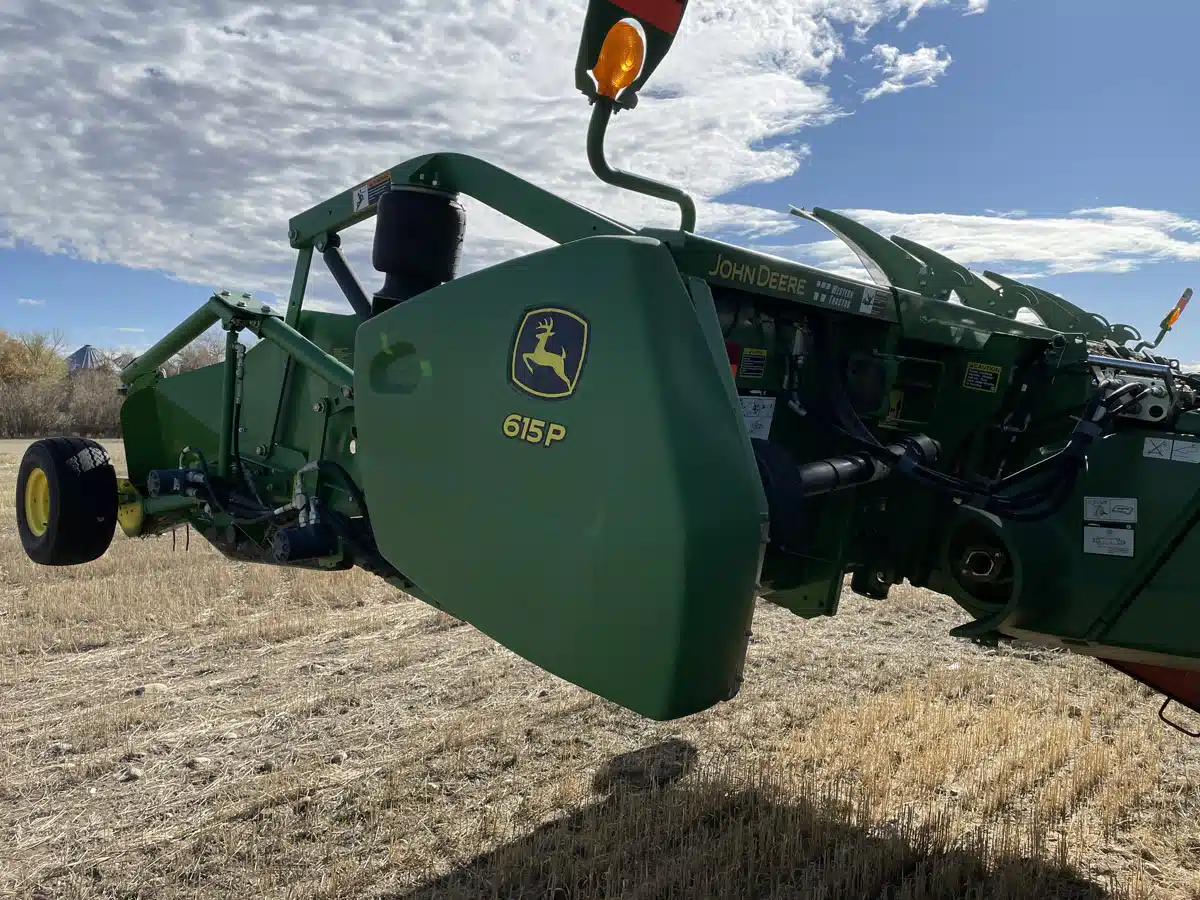 Used 2014 John Deere 615P Header - Draper