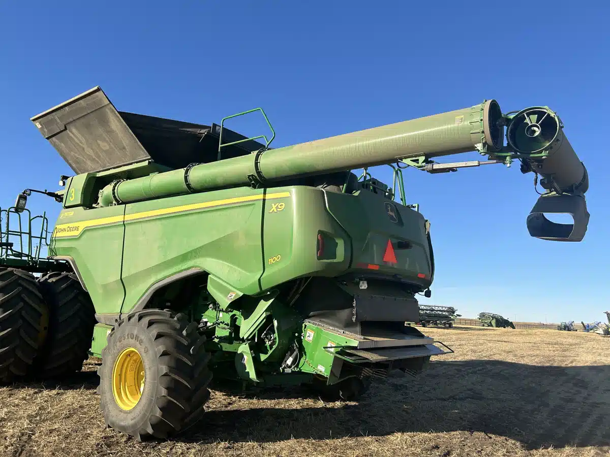 Gallery image 2 for Used 2024 John Deere X9 1100 Combine