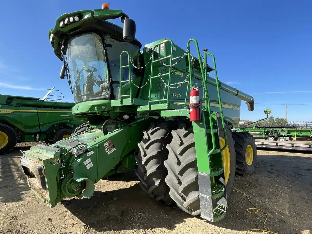 Gallery image 1 for 2019 John Deere S780 Combine