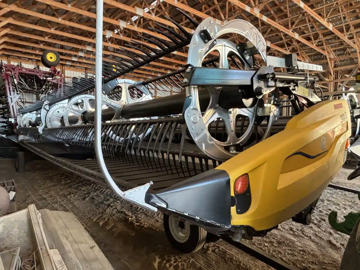 Used 2023 MacDon FD235 Header - Flex Draper