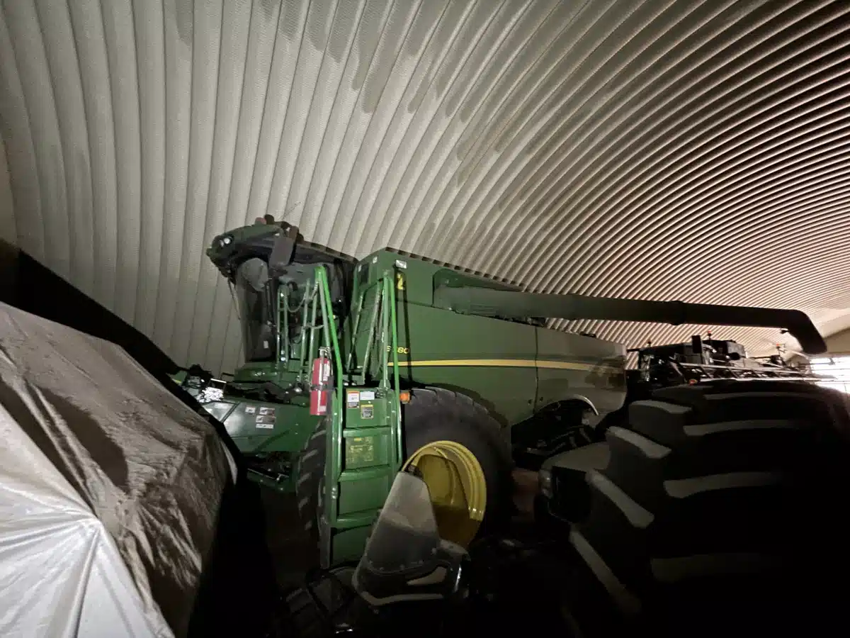 Gallery image 2 for Used 2020 John Deere S780 Combine