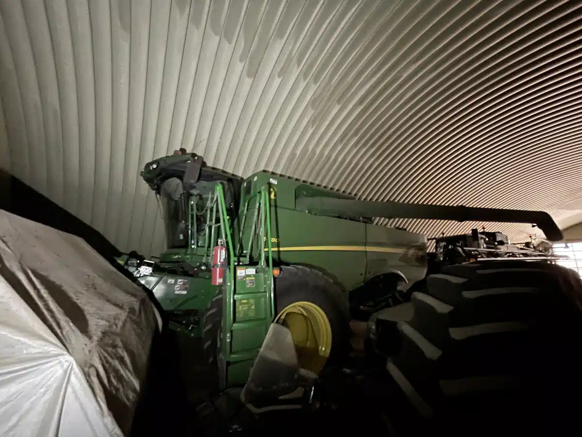 Used 2020 John Deere S780 Combine