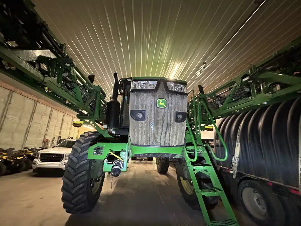 Gallery image 2 for Used 2024 John Deere 616R Sprayer - Self Propelled