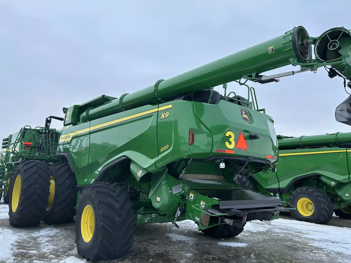 Gallery image 2 for 2024 John Deere X9 1000 Combine