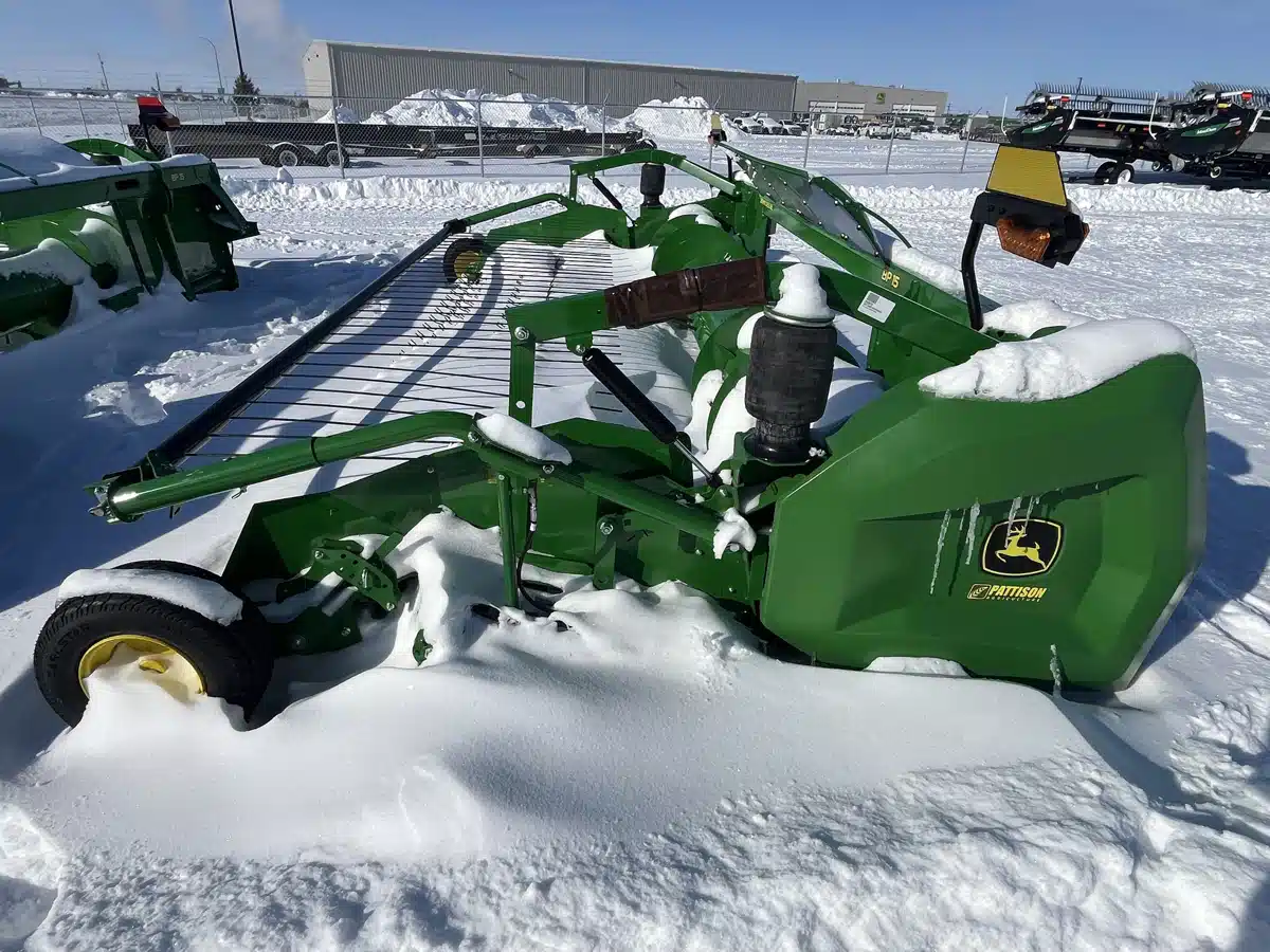 Gallery image 2 for 2025 John Deere BP 15 Header - Pickup