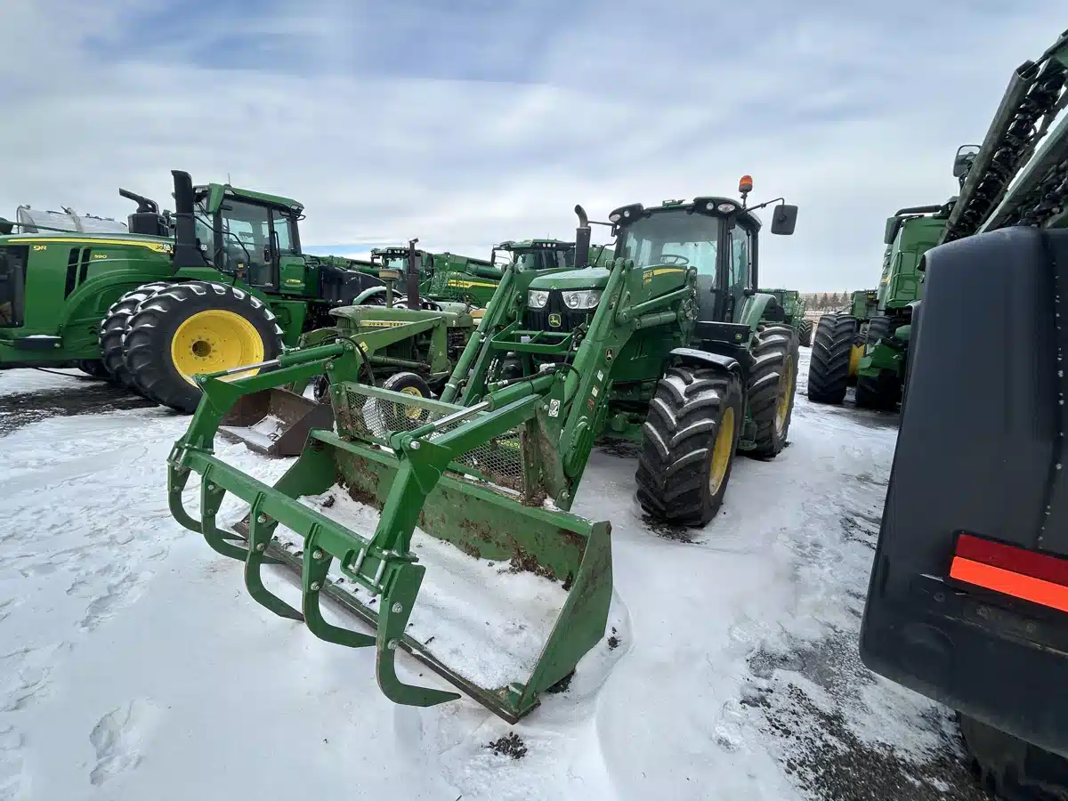 Gallery image 1 for 2024 John Deere 6195M Tractor