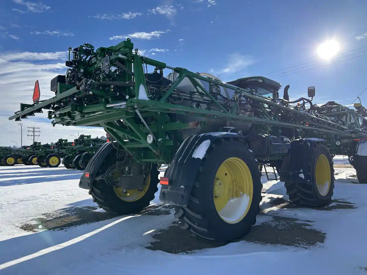 Gallery image 2 for 2024 John Deere 616R Sprayer - Self Propelled
