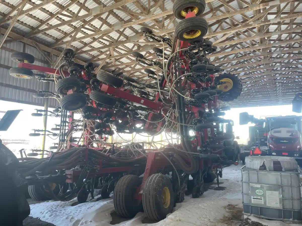 Gallery image 2 for 2019 Bourgault 3320 66 10 XTC Air Drill