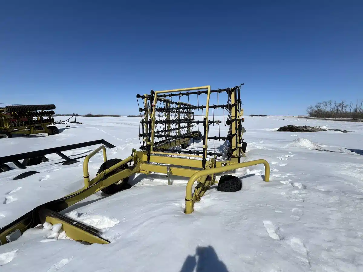 Gallery image 2 for 2008 Degelman SM7000 Harrow