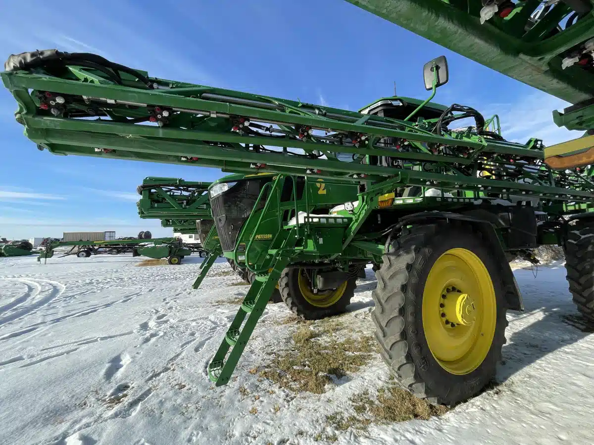 Gallery image 2 for 2024 John Deere 616R Sprayer - Self Propelled