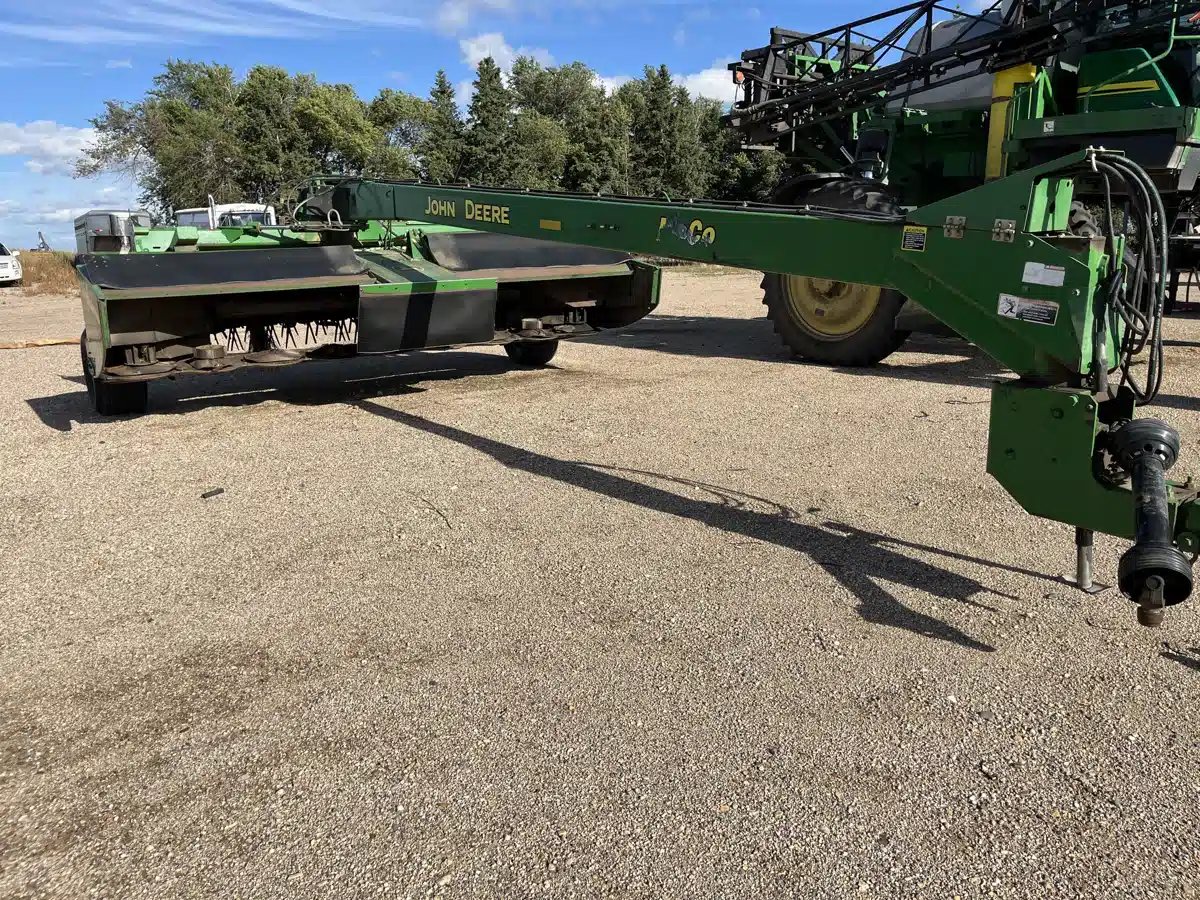 Gallery image 2 for 2010 John Deere 956 Disc Mower Conditioner