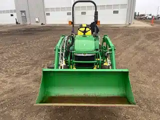 Gallery image 1 for 2009 John Deere 2305 Tractor