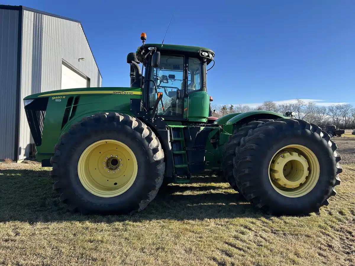 Gallery image 2 for 2013 John Deere 9460R Tractor