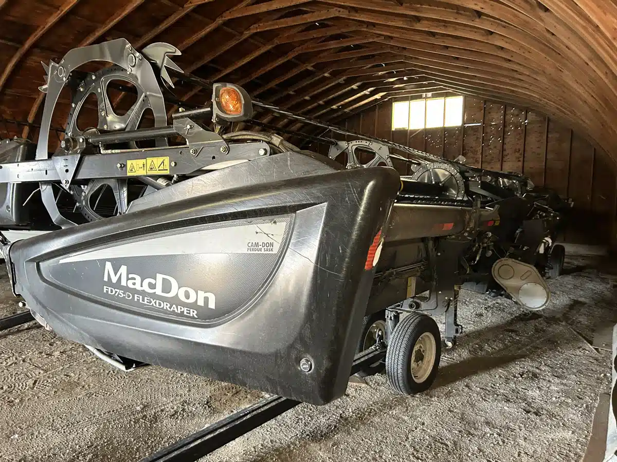 Gallery image 2 for 2015 MacDon FD75 Header - Flex Draper