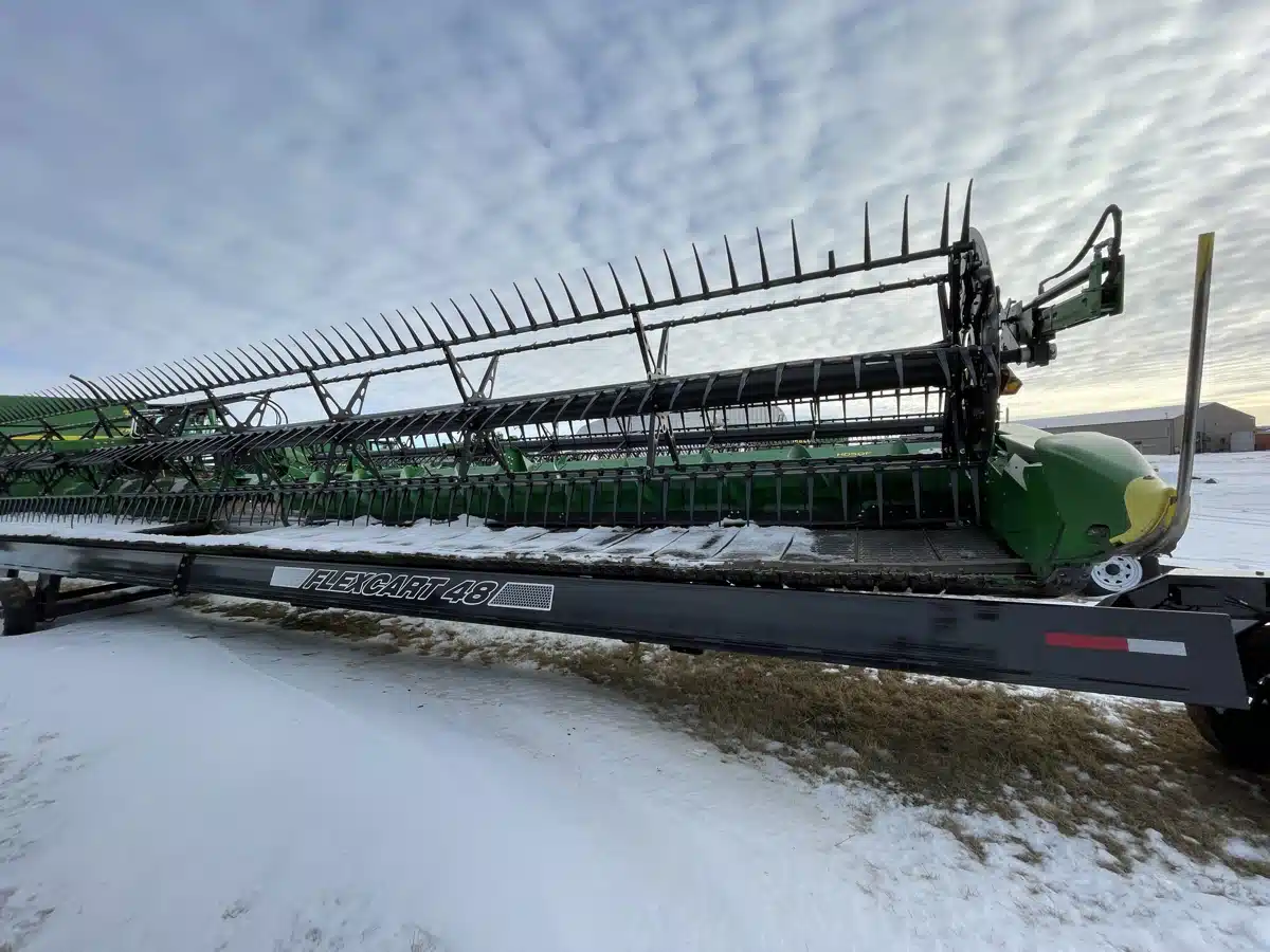 Gallery image 1 for 2024 John Deere HD50F Header - Flex
