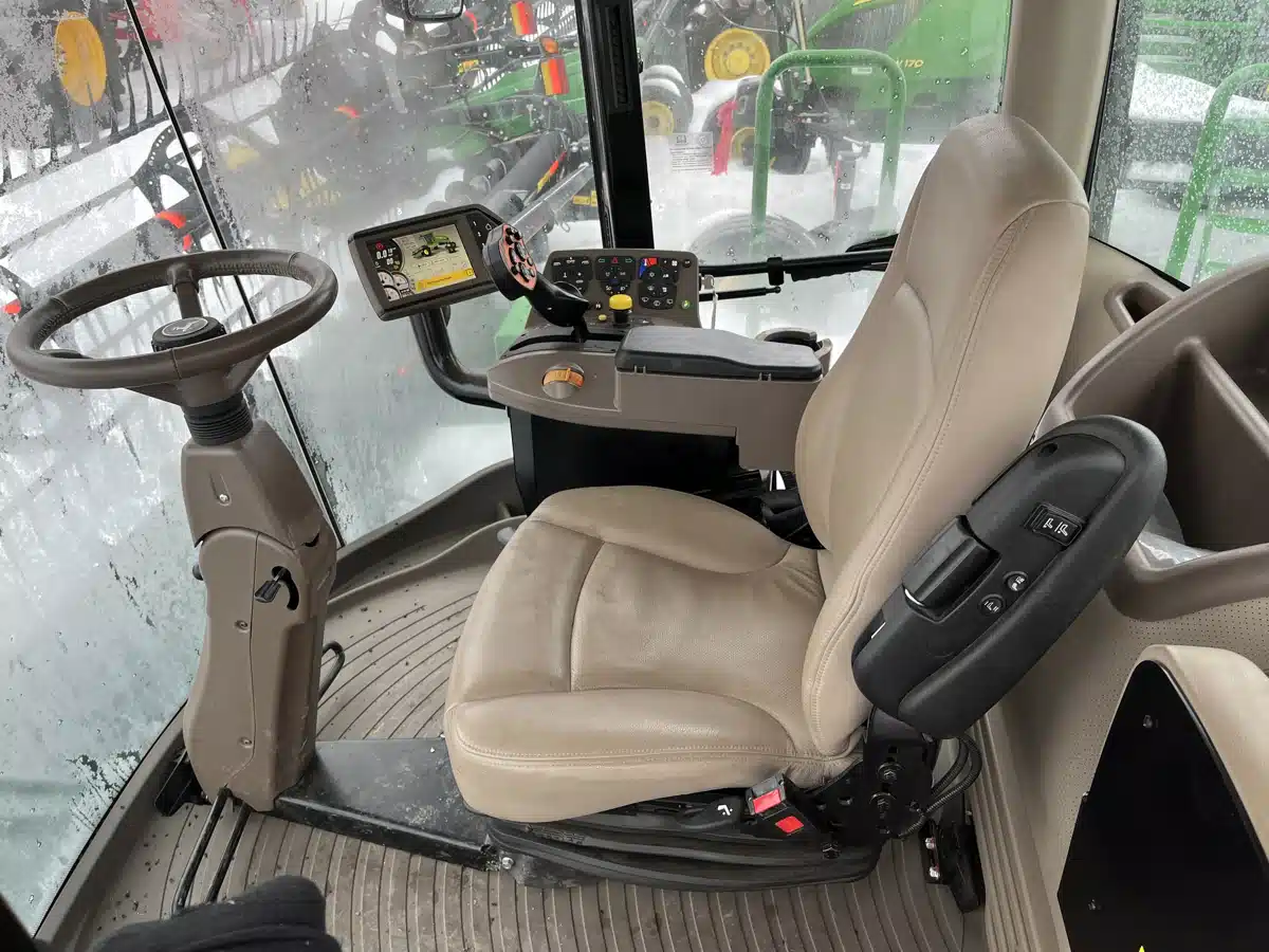 Gallery image 2 for 2021 John Deere W170M Windrower