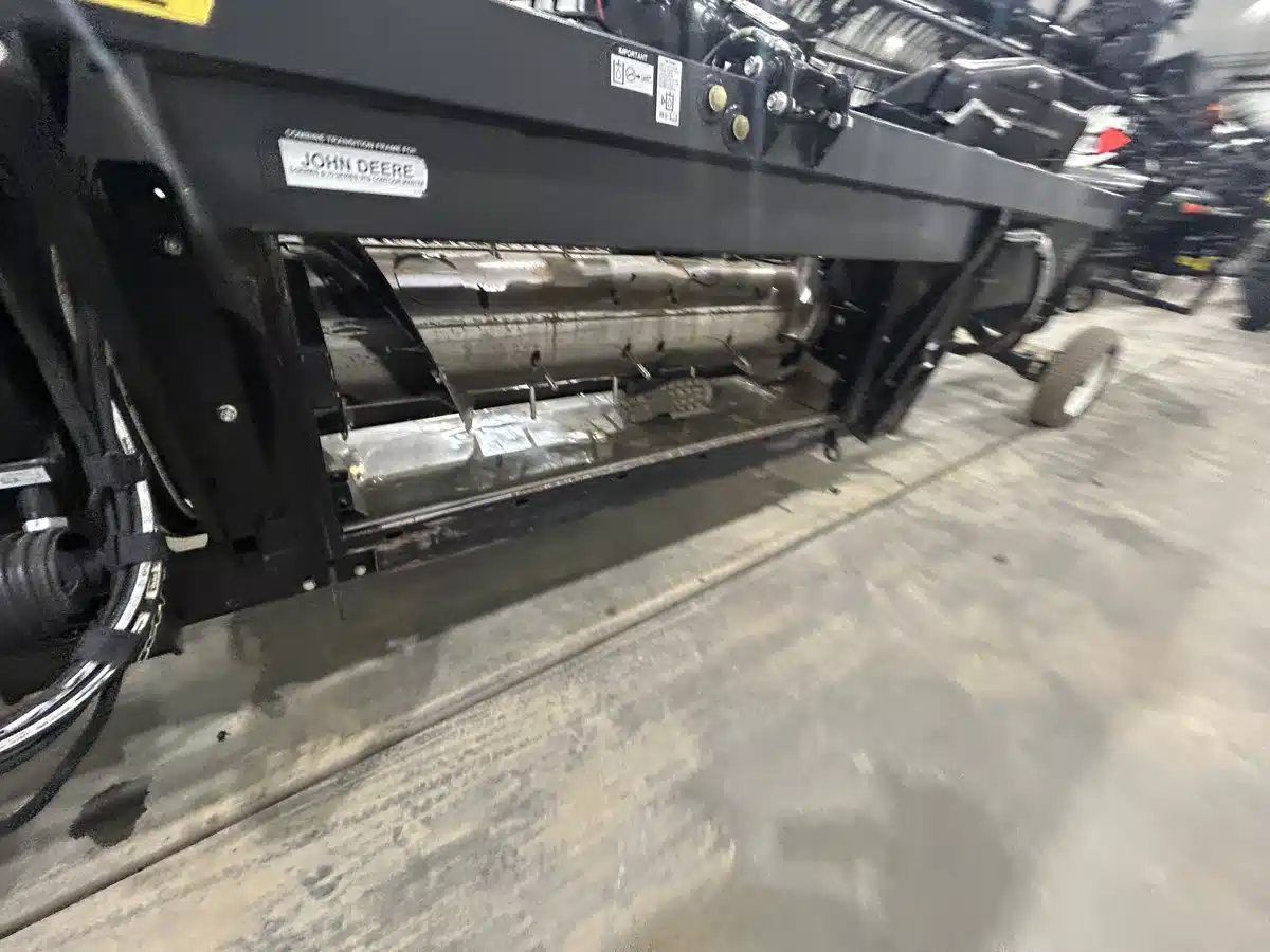 Gallery image 1 for 2019 MacDon FD140 Header - Flex Draper