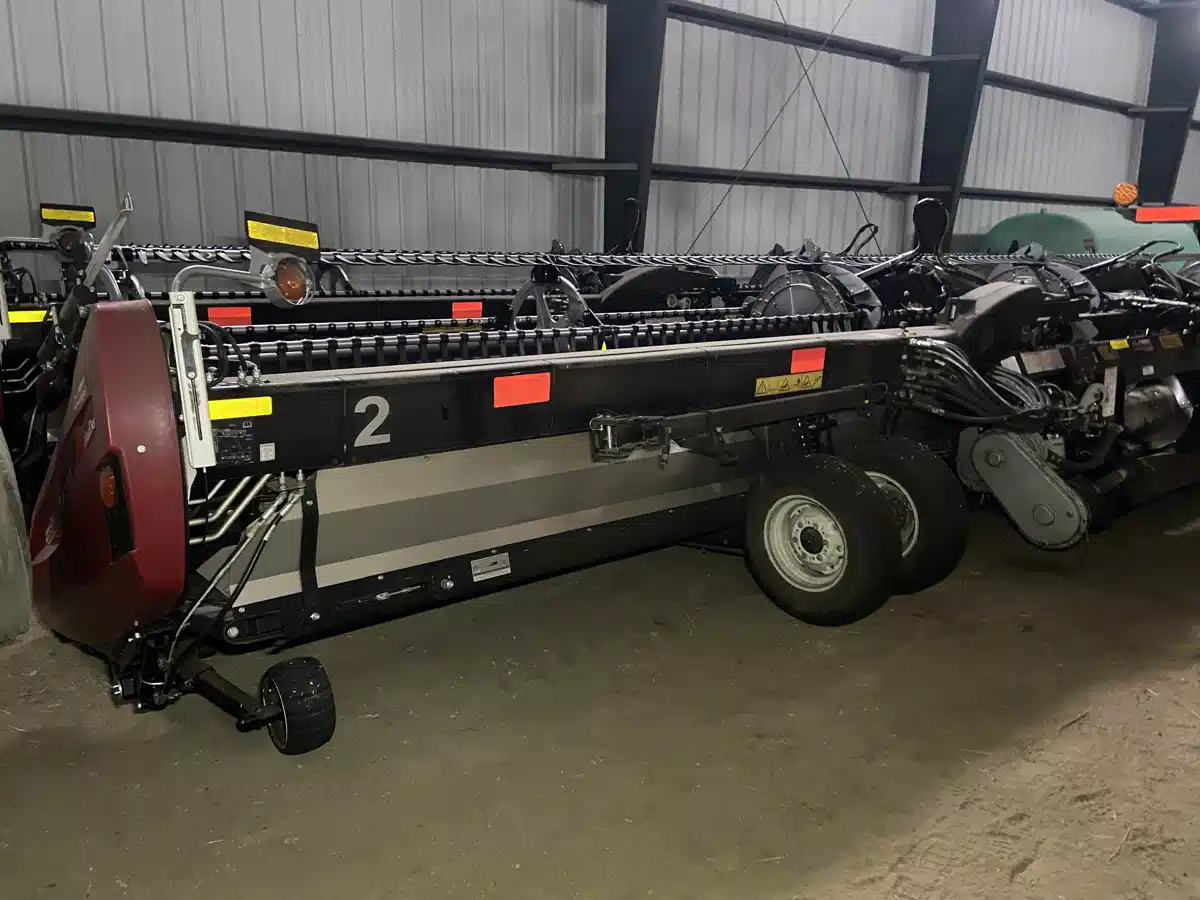 Gallery image 2 for 2023 MacDon FD240 Header - Flex Draper