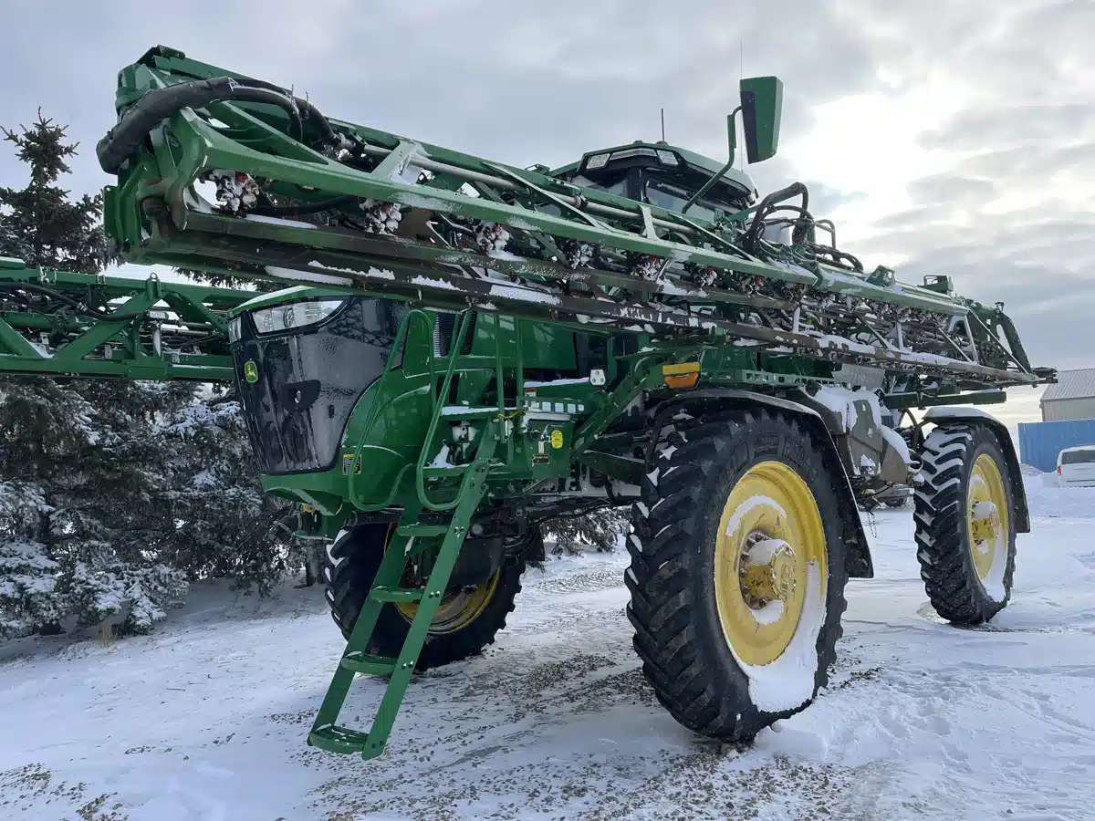 2022 John Deere 616R Sprayer - Self Propelled