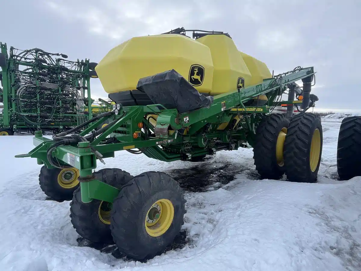 Gallery image 1 for 2012 John Deere 1910 Air Drill