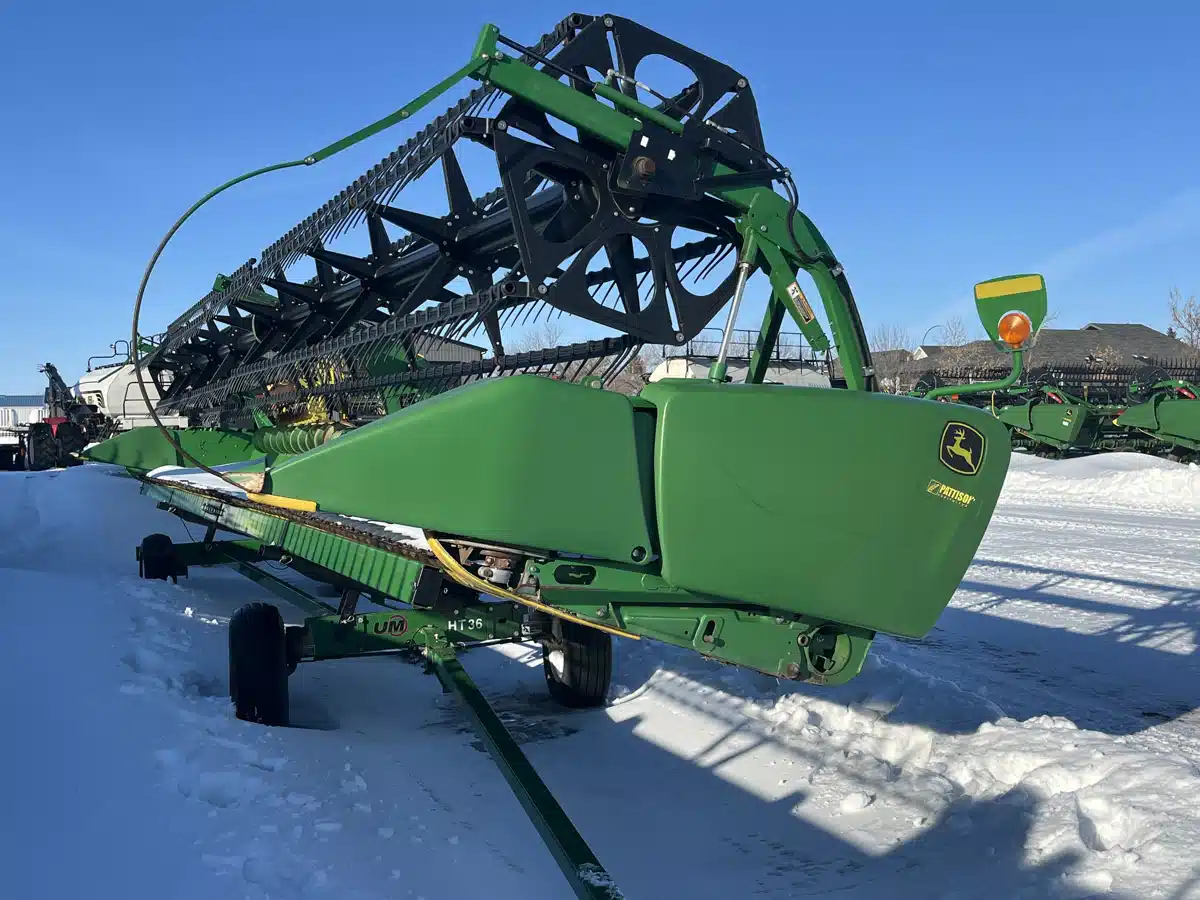 2014 John Deere 640FD Header - Draper