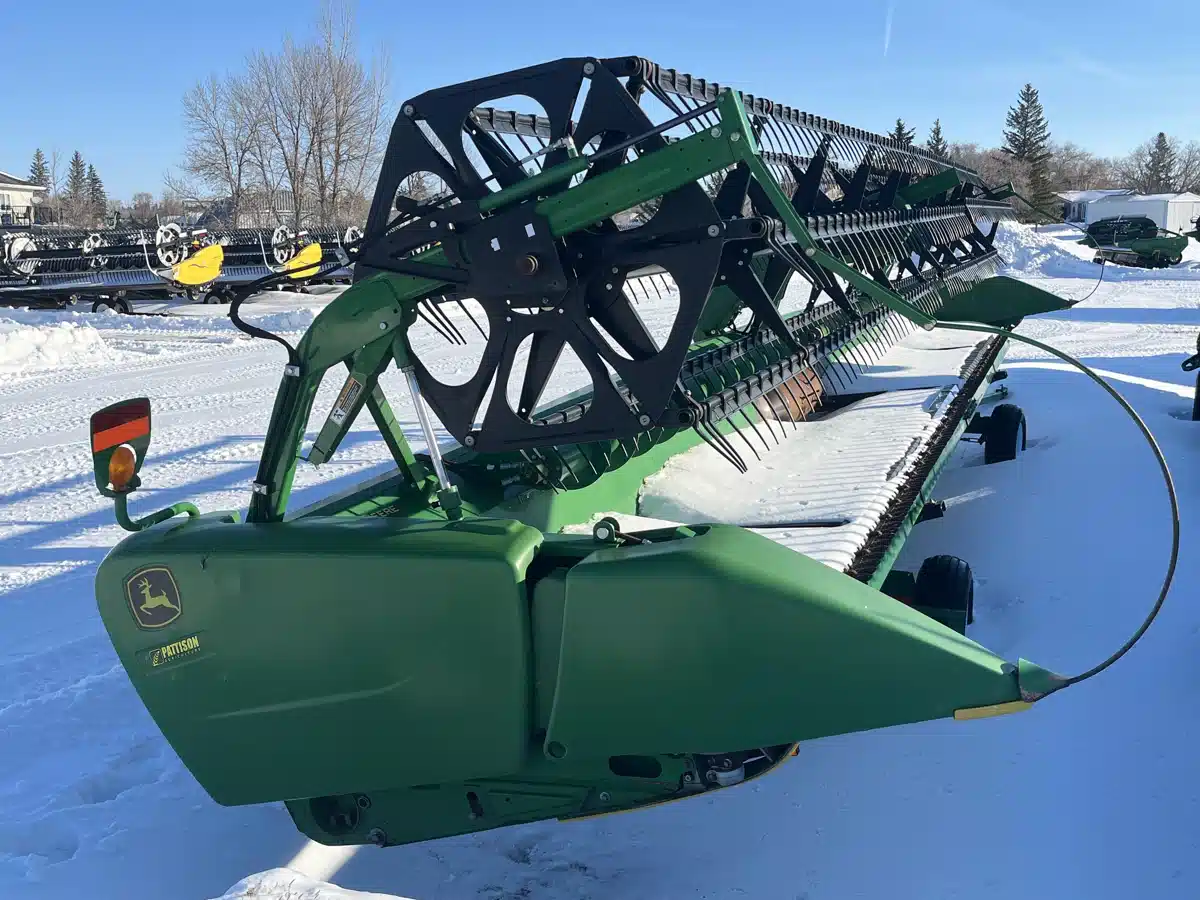 Gallery image 2 for 2014 John Deere 640FD Header - Draper