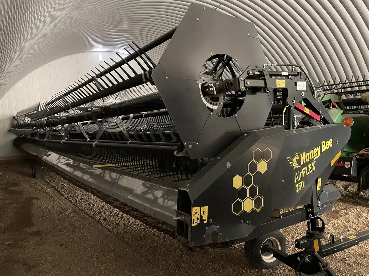 2020 Honey Bee AF250 Header - Draper