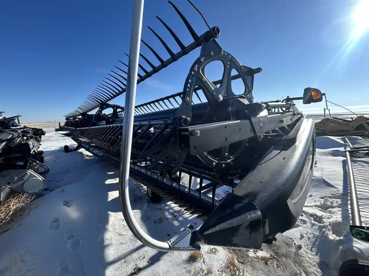 2016 MacDon FD75 Header - Flex Draper
