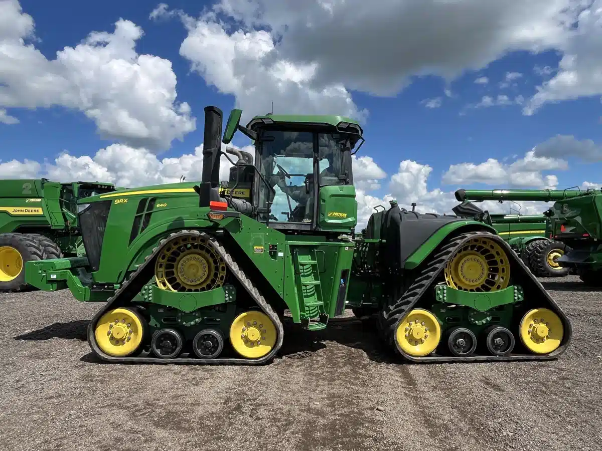Photo de la Galerie 2 pour 2024 John Deere 9RX 640 Tracteur