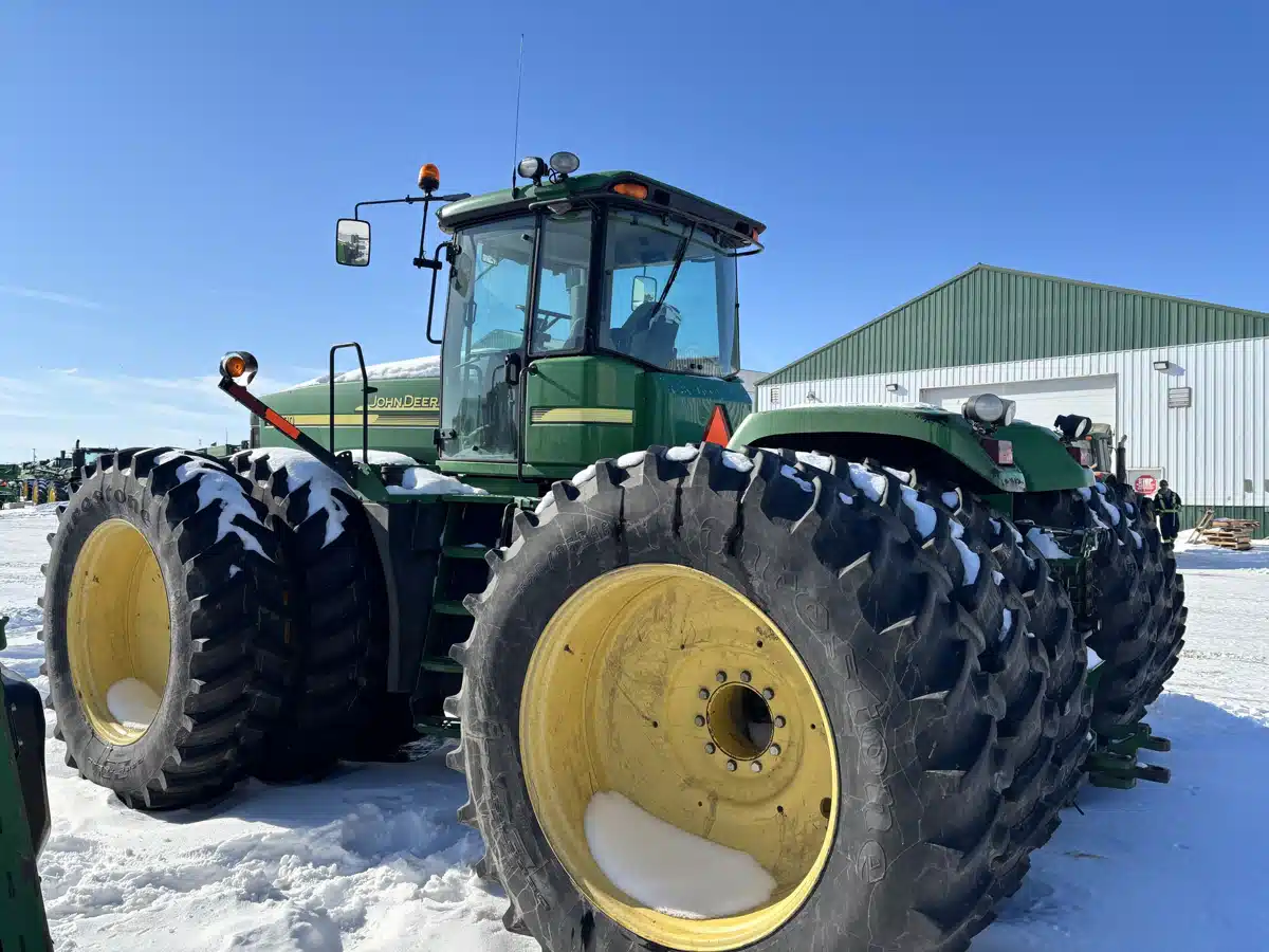 Gallery image 2 for 2006 John Deere 9620 Tractor