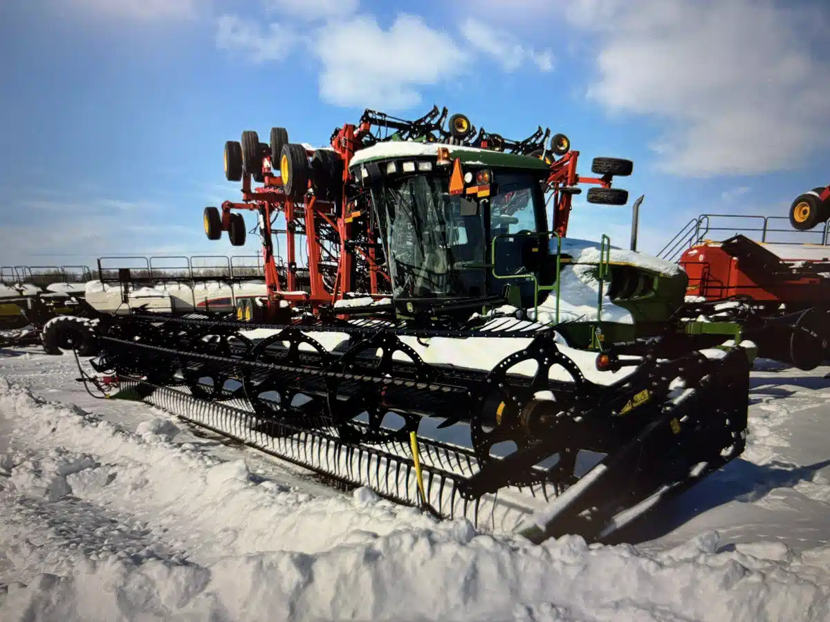 Photo de la Galerie 1 pour 2014 John Deere W150 Andaineur