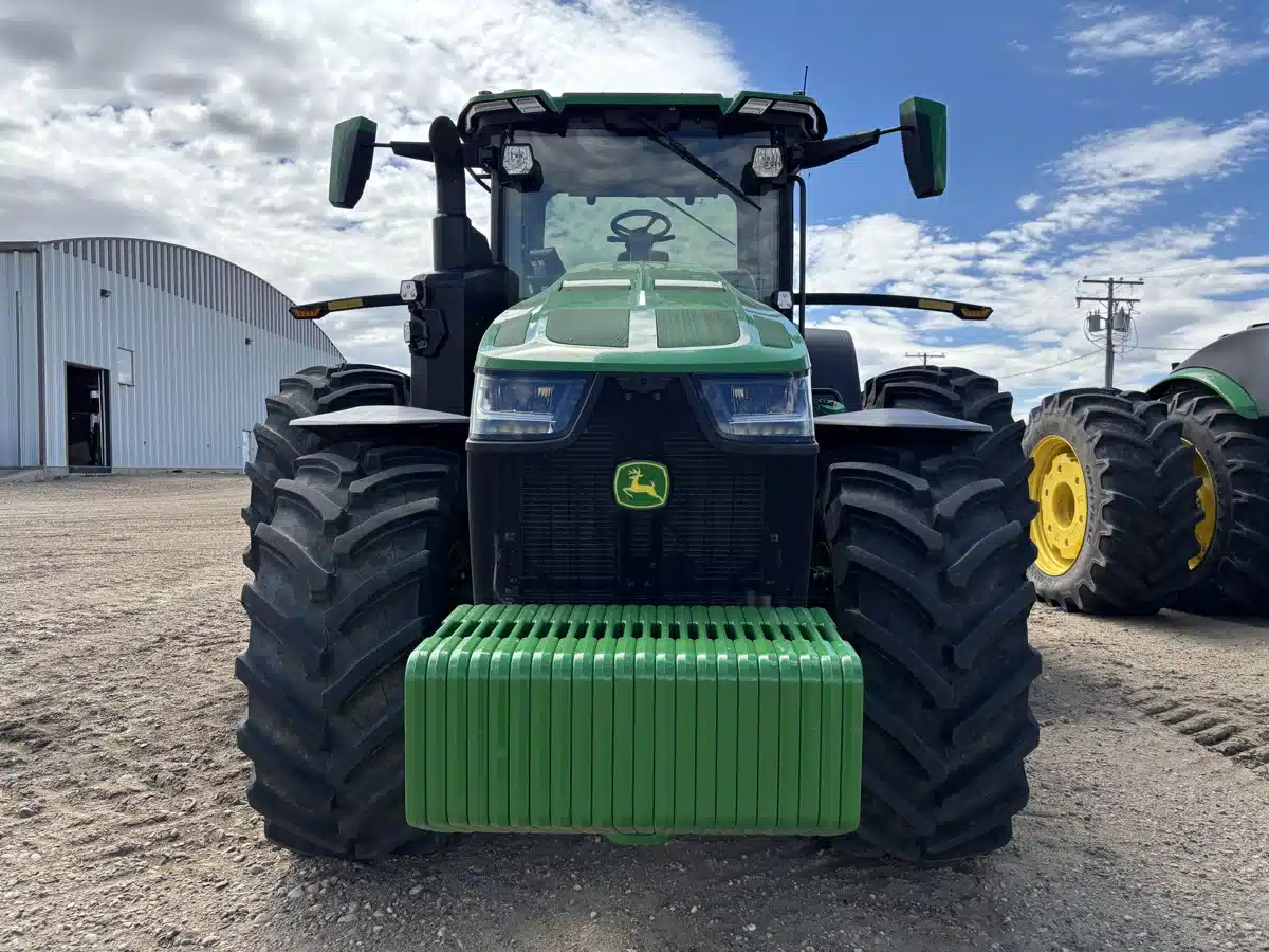 Gallery image 2 for 2024 John Deere 8R 370 Tractor