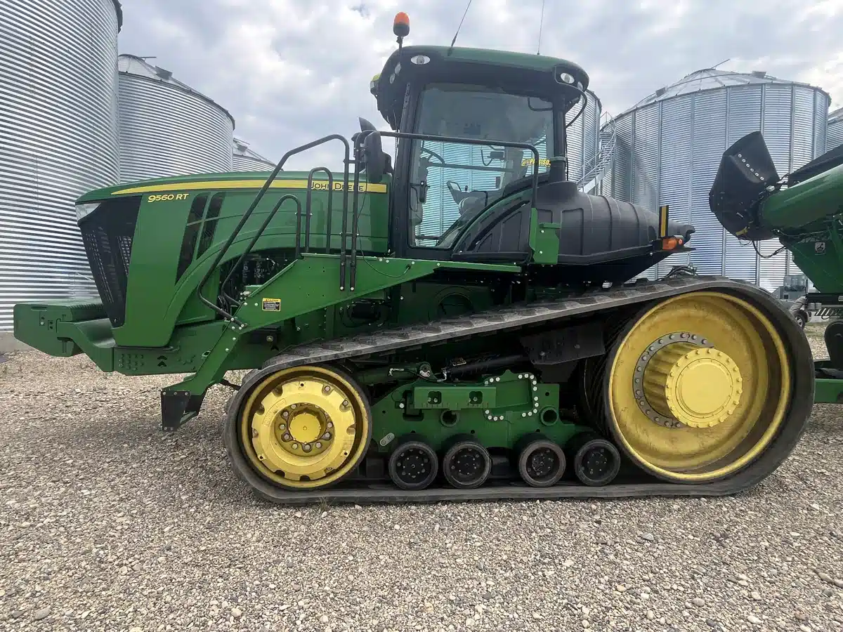 Photo de la Galerie 2 pour 2012 John Deere 9560RT Tracteur