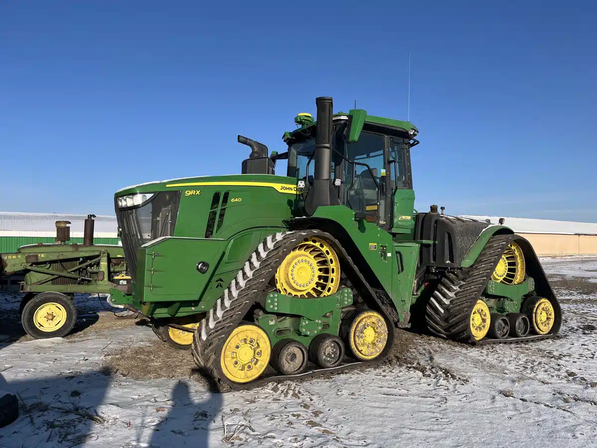 Photo de la Galerie 1 pour 2023 John Deere 9RX 640 Tracteur