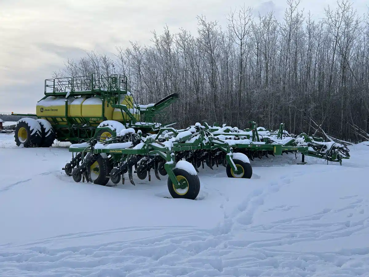 Gallery image 1 for 2024 John Deere P556 Air Drill