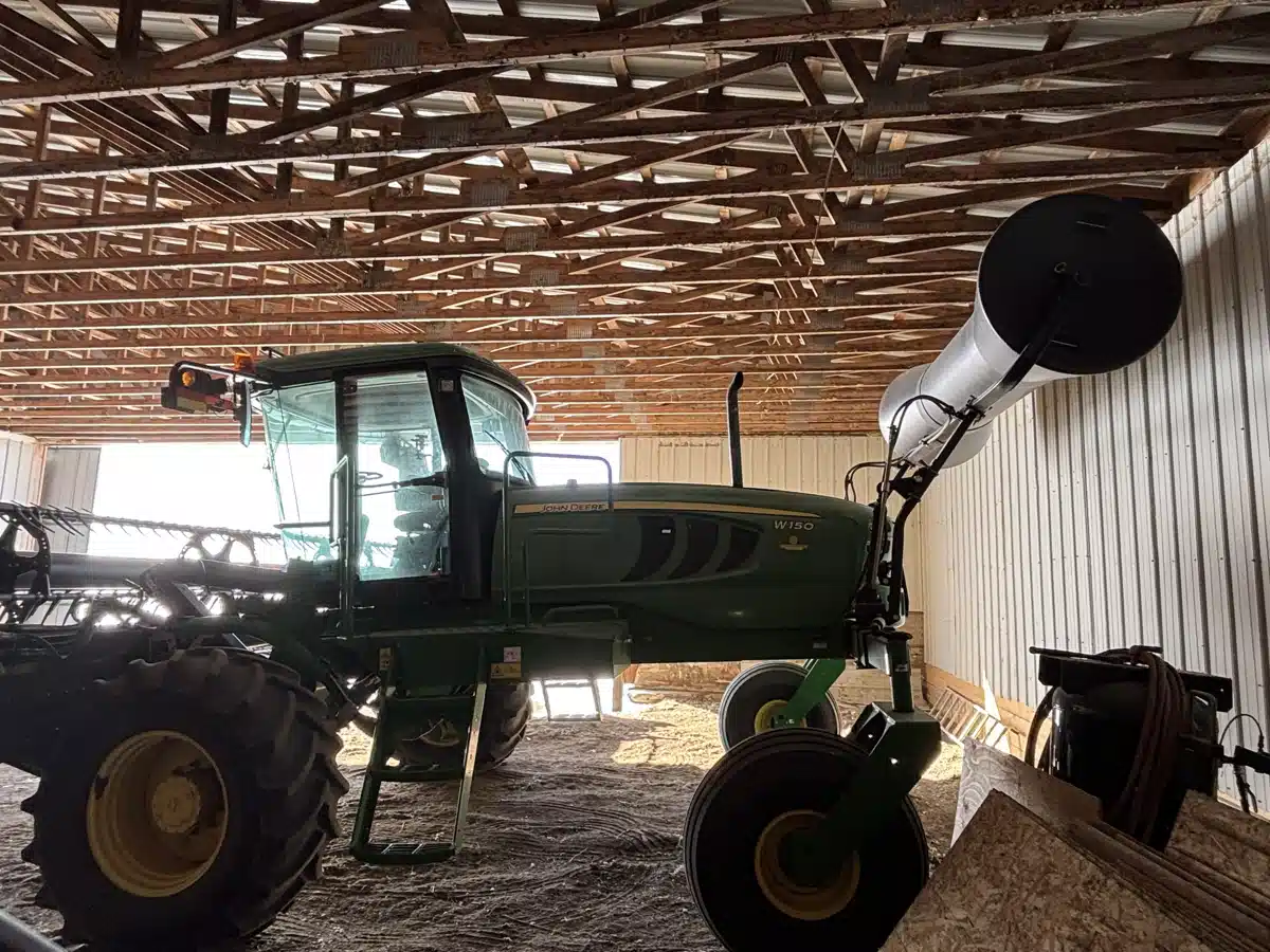 Photo de la Galerie 2 pour 2015 John Deere W150 Andaineur