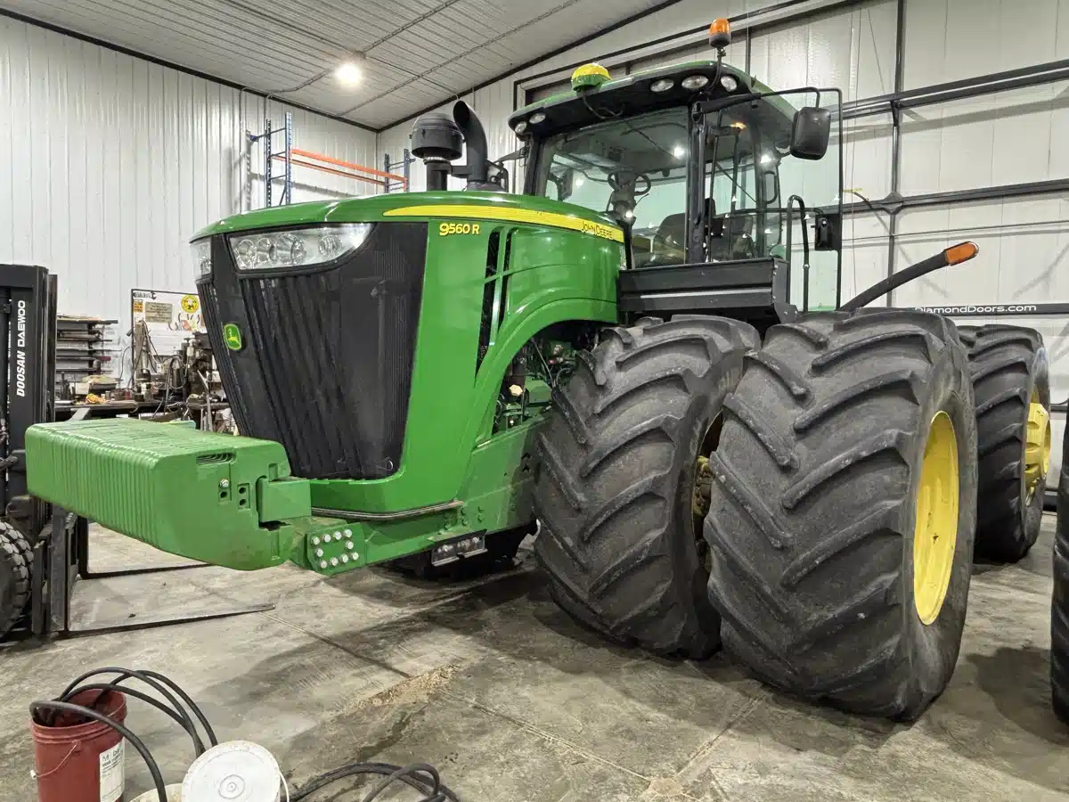 Gallery image 1 for 2012 John Deere 9560R Tractor