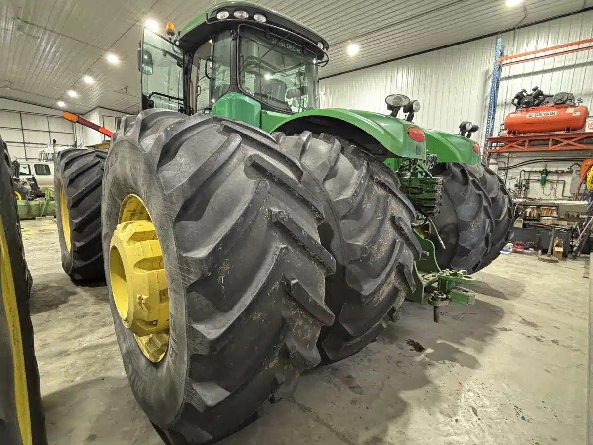 Gallery image 2 for 2012 John Deere 9560R Tractor