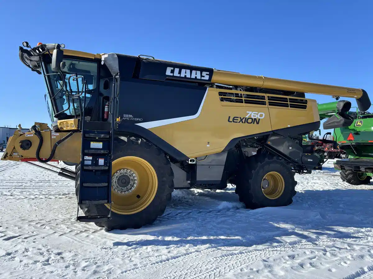 Gallery image 2 for 2018 CLAAS LEXION 760 Combine