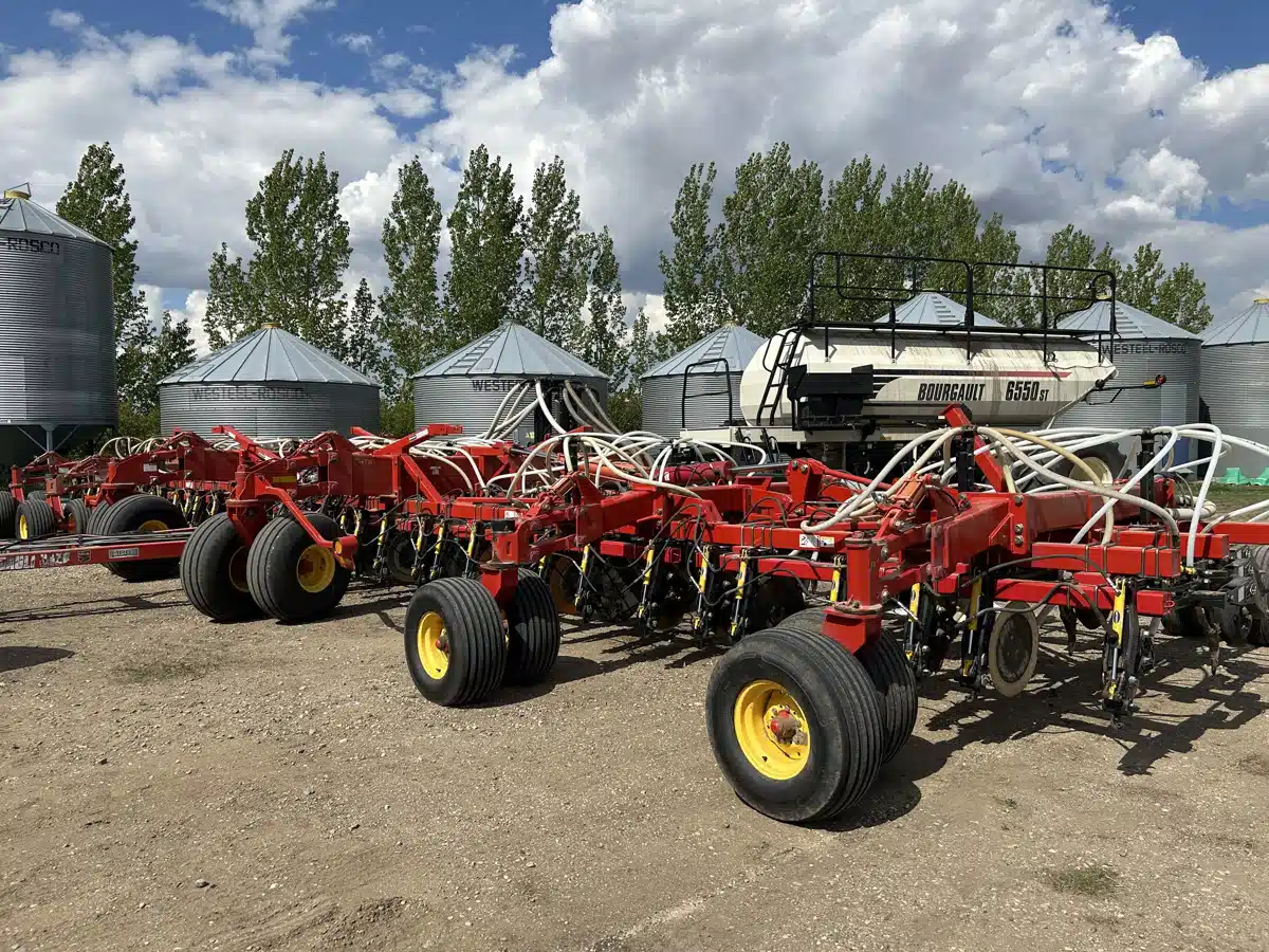 Gallery image 1 for 2013 Bourgault 3320-SIZE-UNSPECIFIED Air Drill