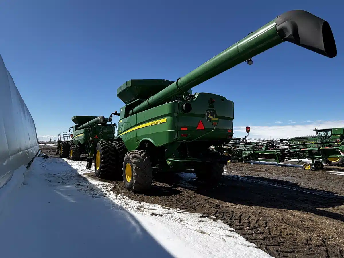 Gallery image 2 for 2020 John Deere S790 Combine