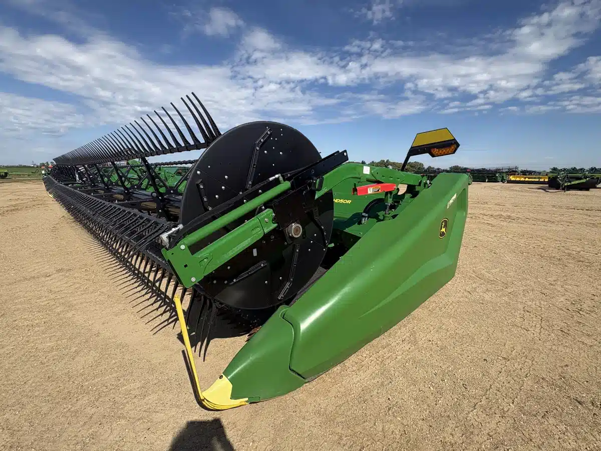 Photo de la Galerie 1 pour 2024 John Deere HD50R Nez - Toile/Tapis