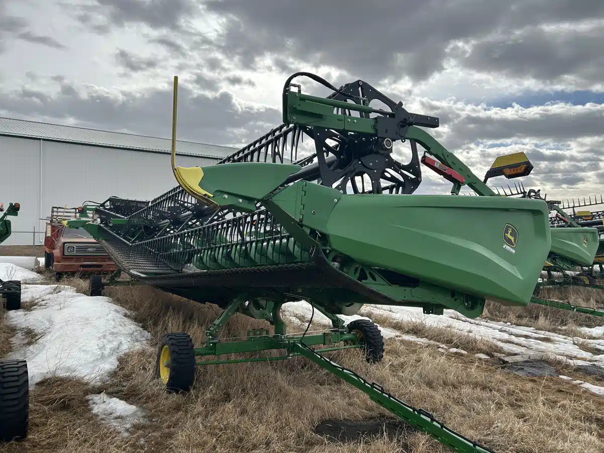 Gallery image 1 for 2025 John Deere HD45R Header - Draper