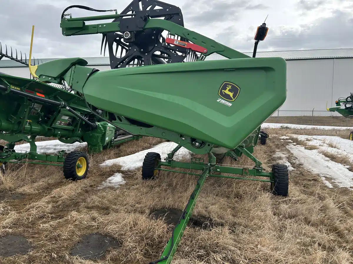 Gallery image 2 for 2025 John Deere HD45R Header - Draper