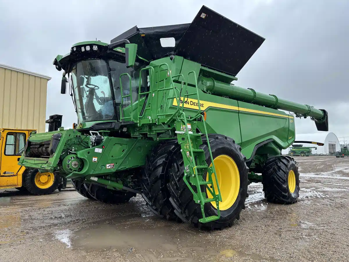 Photo de la Galerie 1 pour 2023 John Deere X9 1100 Batteuse